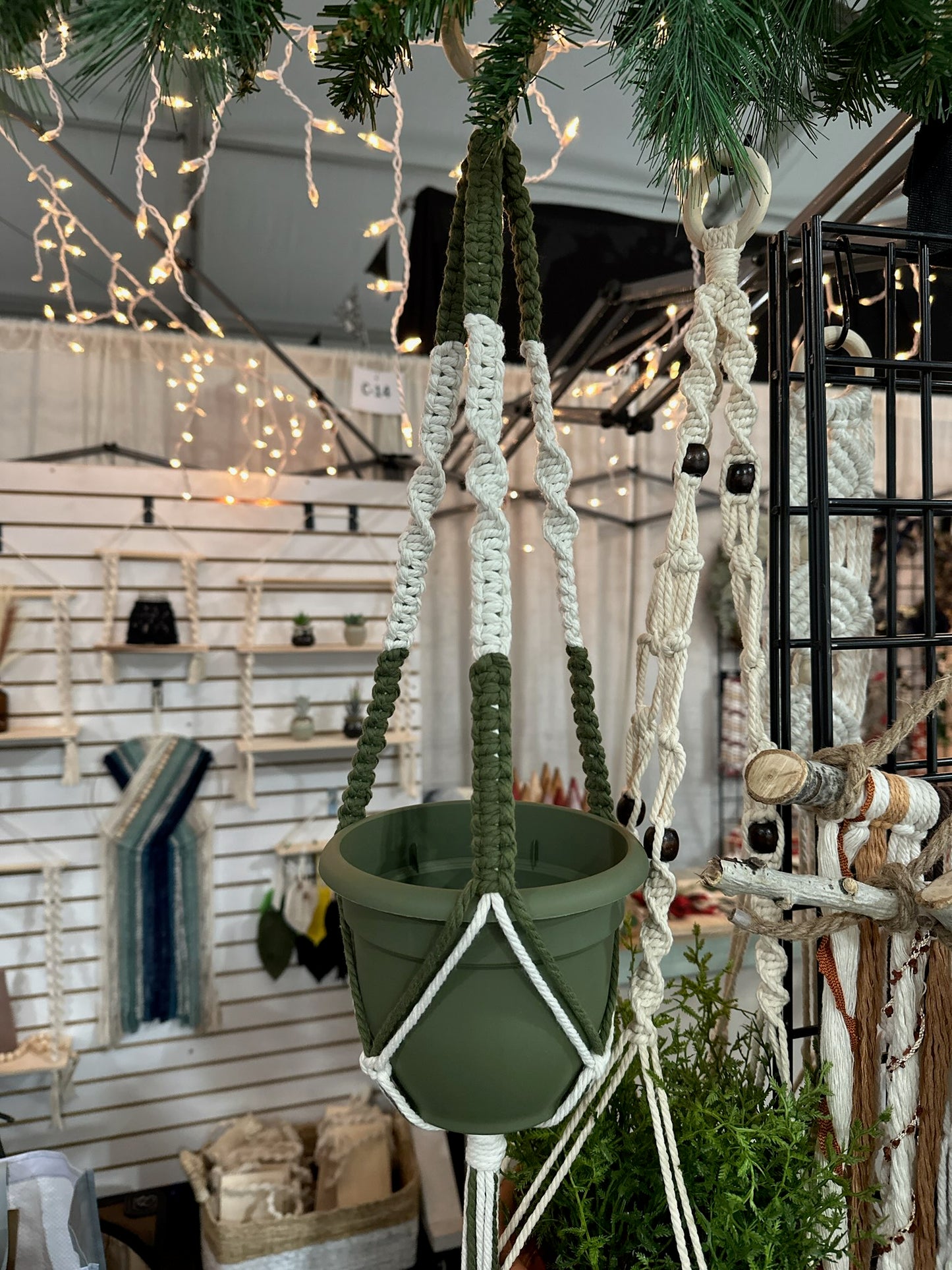 Two-Toned Macramé Plant Hanger