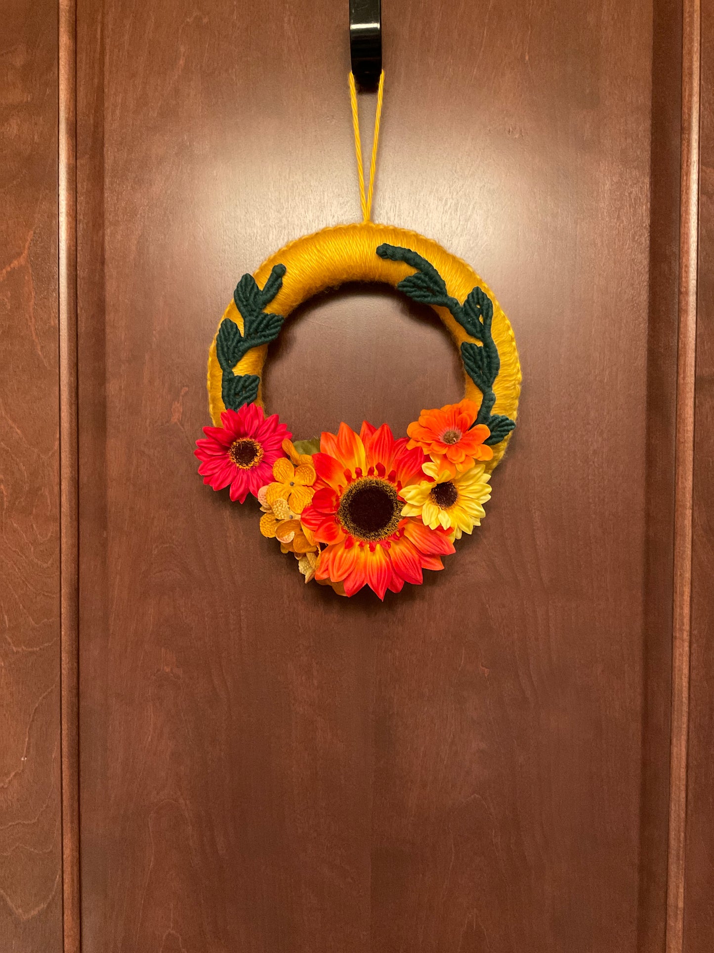 Gold yarn Wreath with Macramé leaves and sunflowers 10 inch