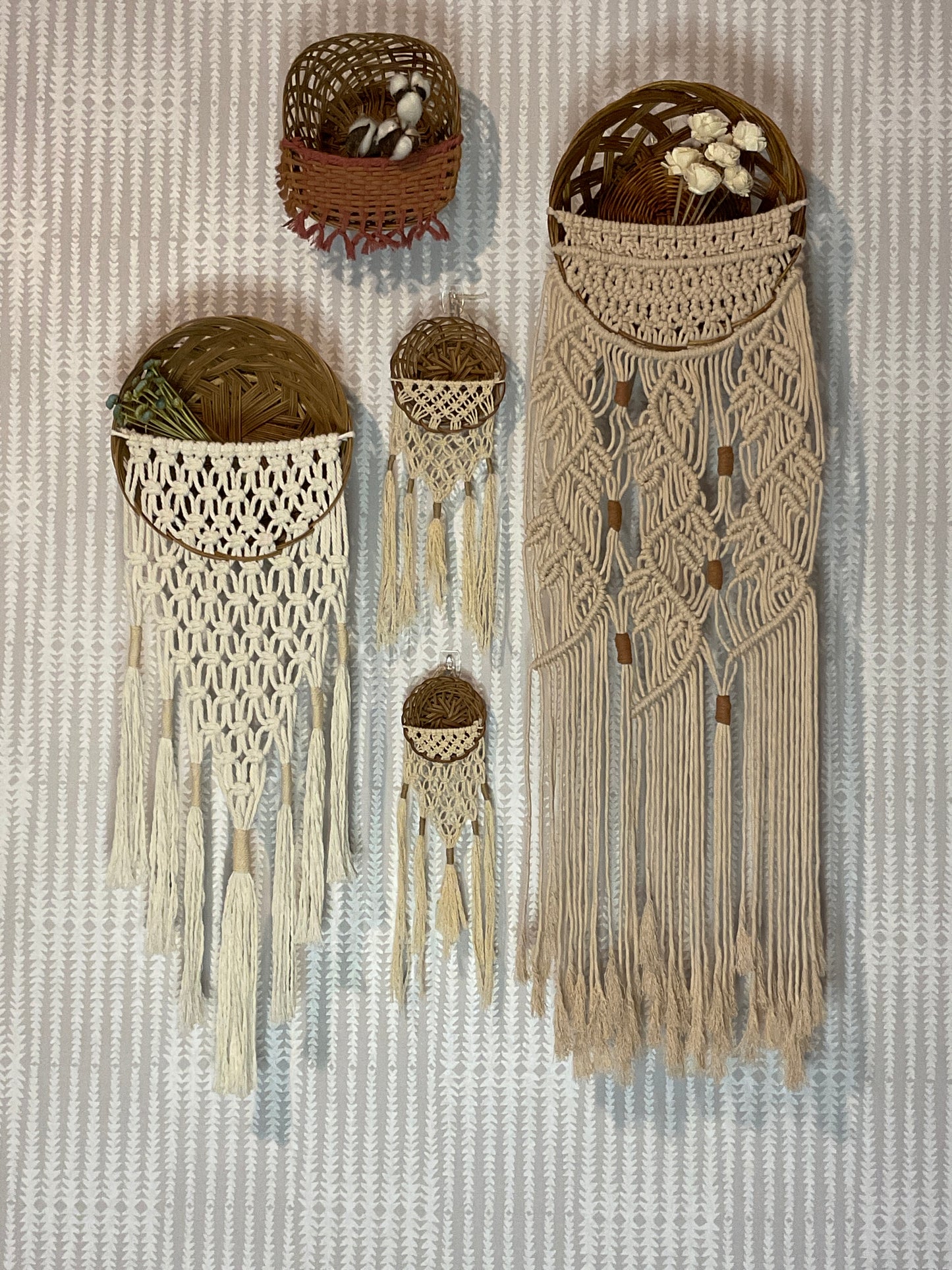 Mini Baskets with Beige Macrame design