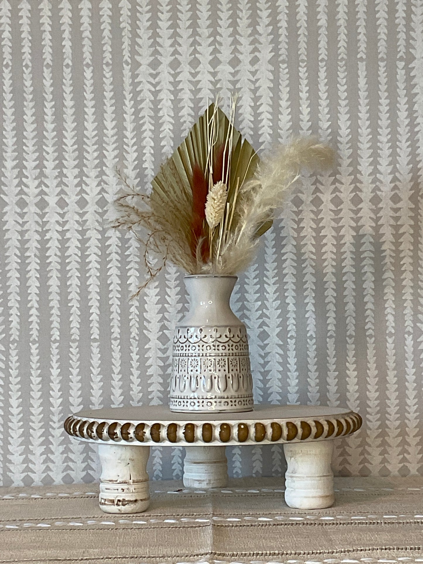 Ceramic Vases with Natural Pampas