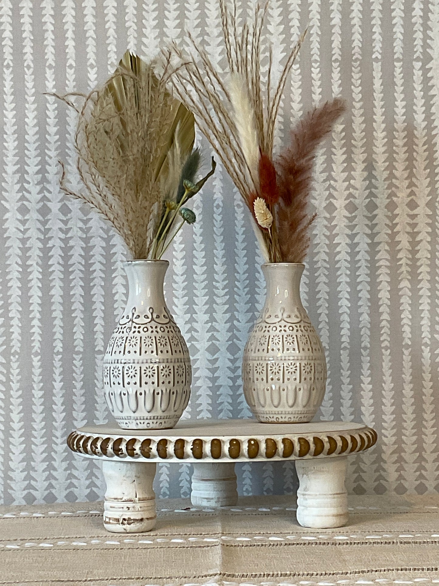 Ceramic Vases with Natural Pampas