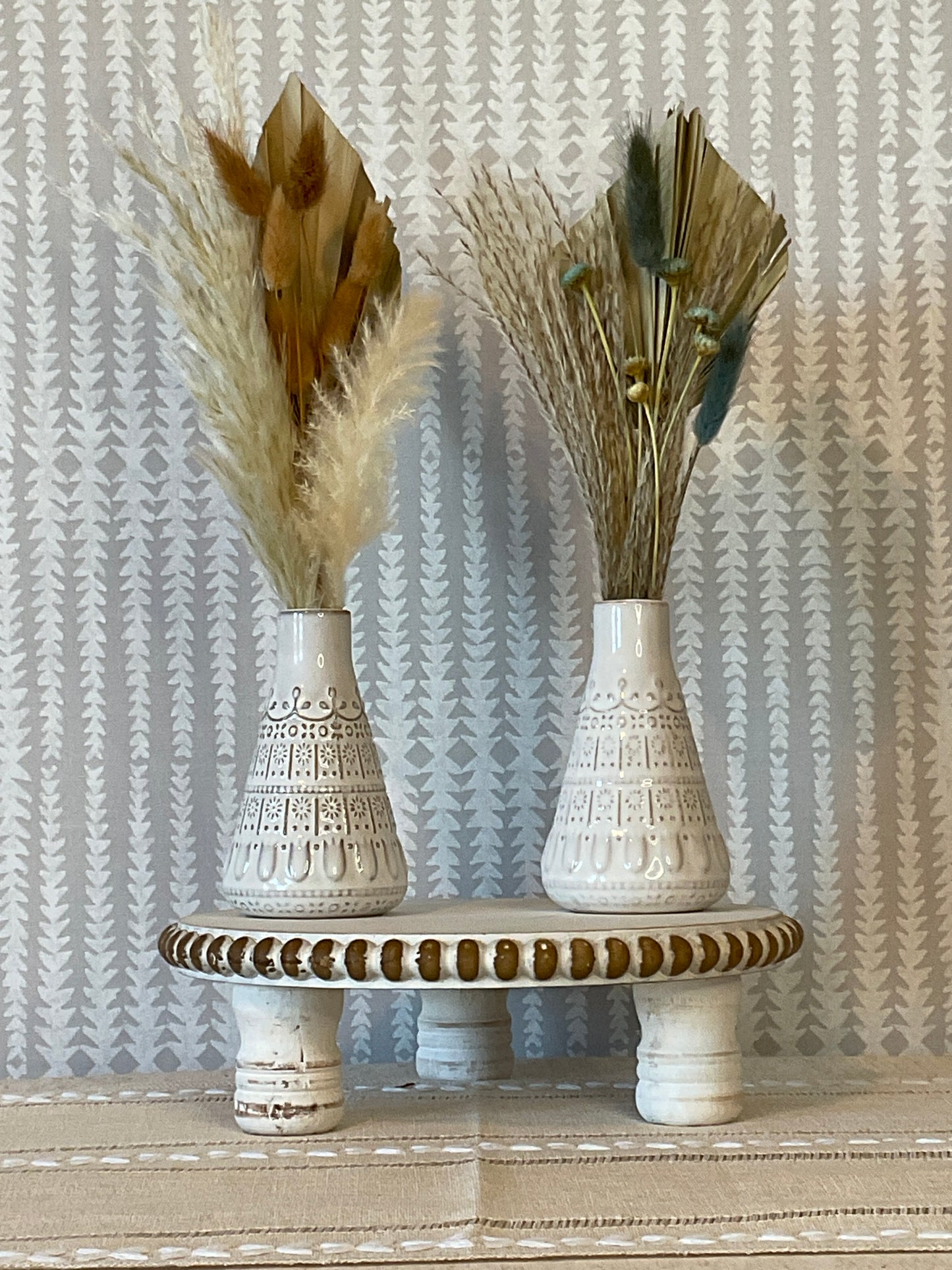 Ceramic Vases with Natural Pampas