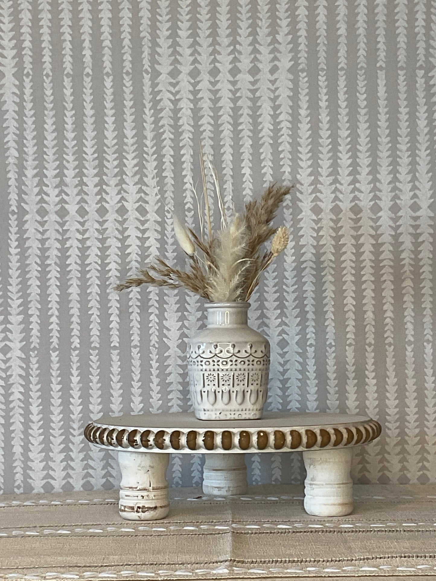 Ceramic Vases with Natural Pampas