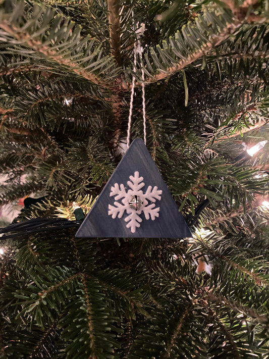 Pine Wood Triangle Ornaments 3" worn navy with felt snowflake