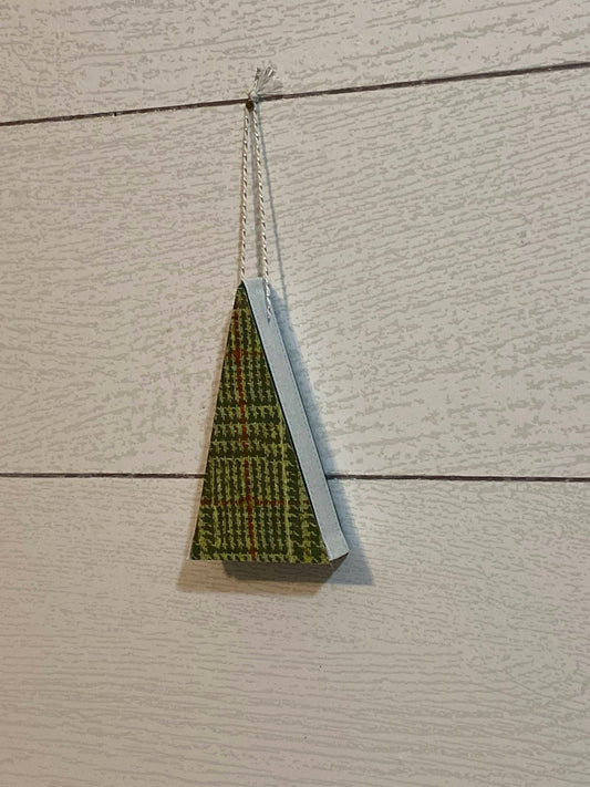 Plaid Tidings Christmas Tree Ornaments 4" green plaid